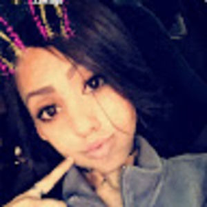 Meet your Posher, Alyssa